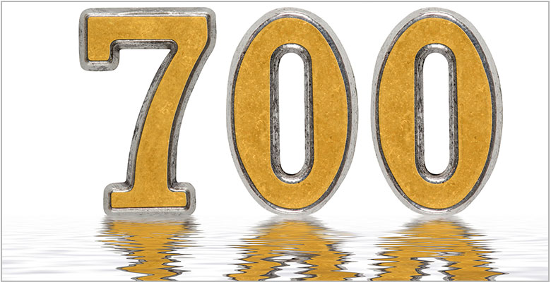 700